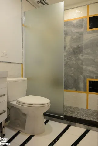 $4,050,000 | 428 West 44th Street | Hell's Kitchen