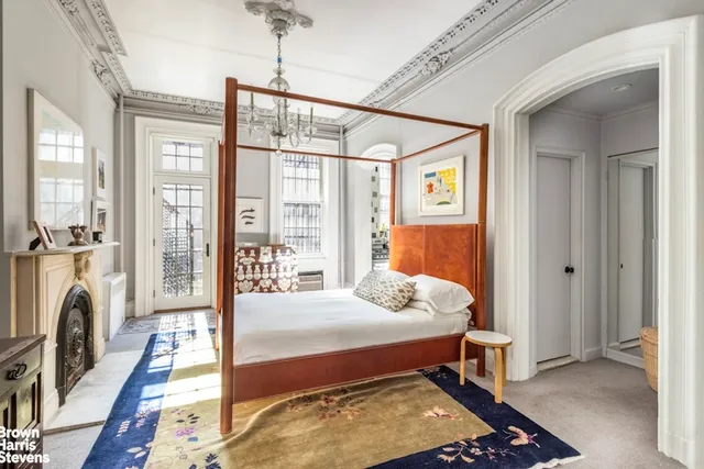 $4,050,000 | 428 West 44th Street | Hell's Kitchen