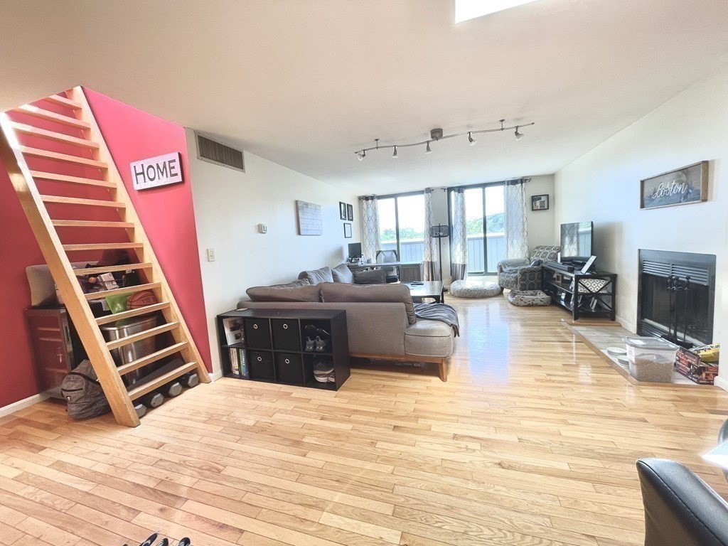 59 Brainerd Road, Unit 606 Boston, MA 02134 - Photo 8 of 30