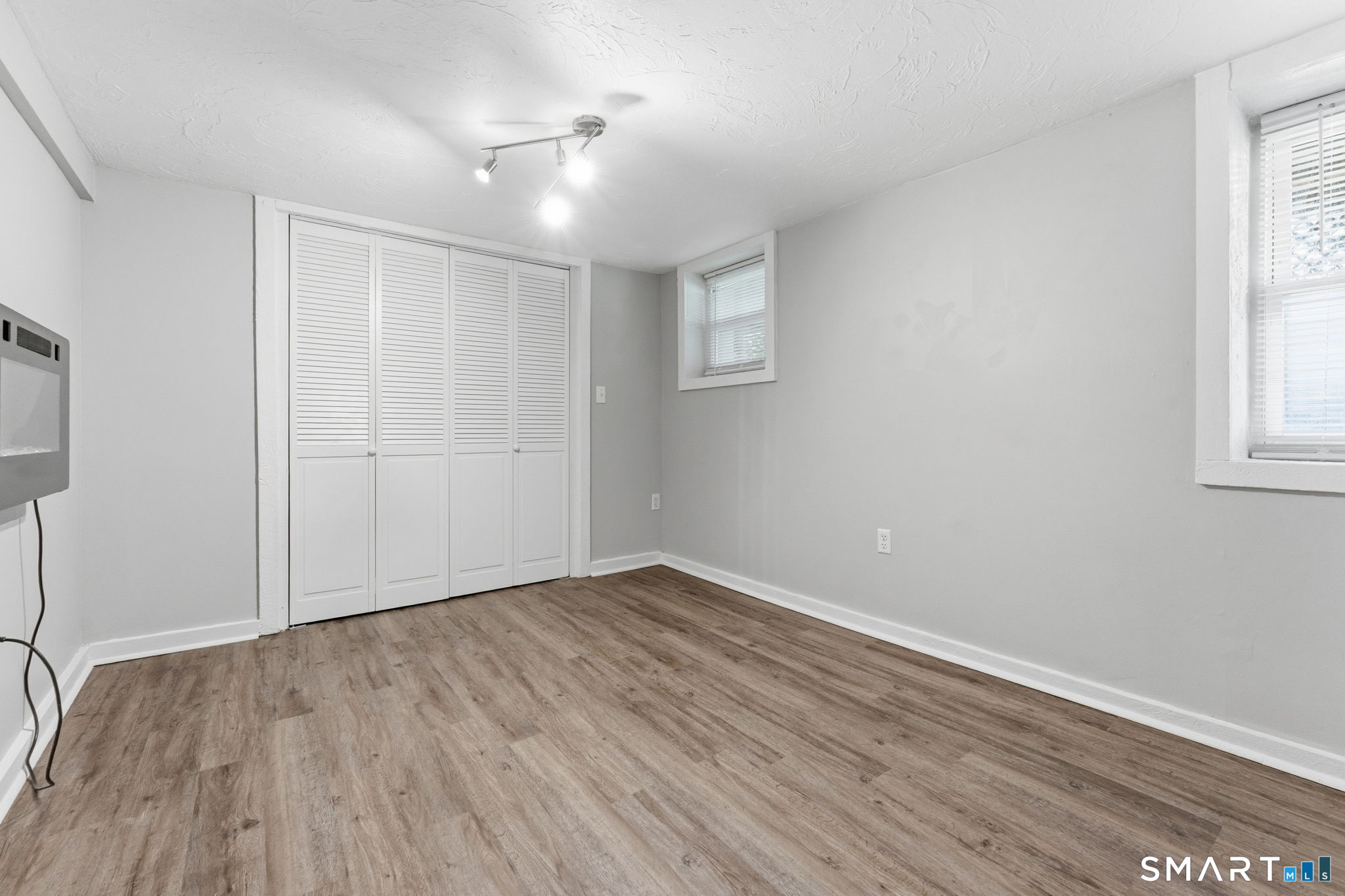 9 Hunters Road, Unit B Norwich, CT 06360 - Photo 18 of 29