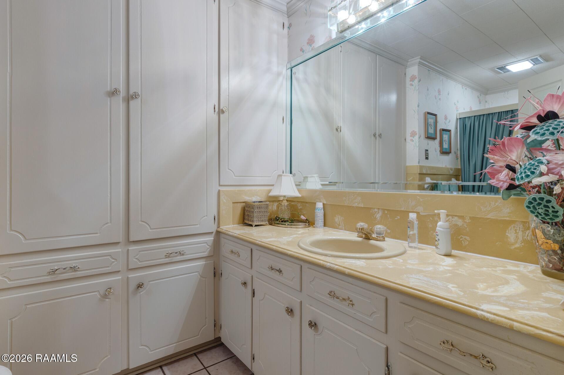 1100 West Gilman Road Lafayette, LA 70501 - Photo 16 of 30 1100 W Gilman -16