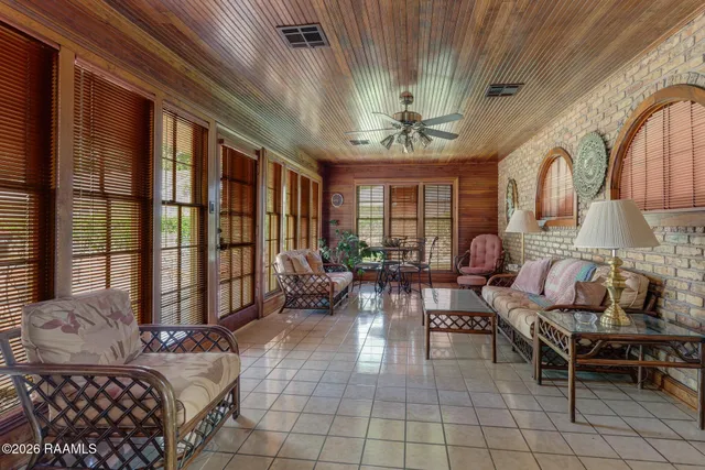 $305,000 | 1100 West Gilman Road, Lafayette, LA 70501