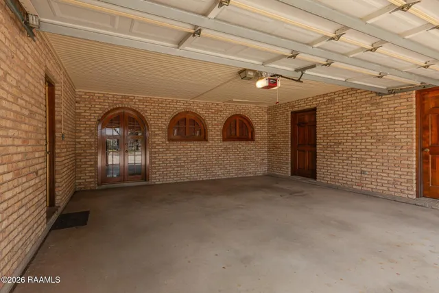 $305,000 | 1100 West Gilman Road, Lafayette, LA 70501