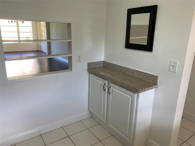 $239,900 | 9273 Southwest 8th Street, Unit 206, Boca Raton, FL 33428
