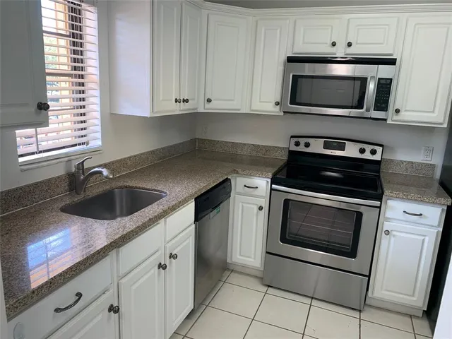 $239,900 | 9273 Southwest 8th Street, Unit 206, Boca Raton, FL 33428