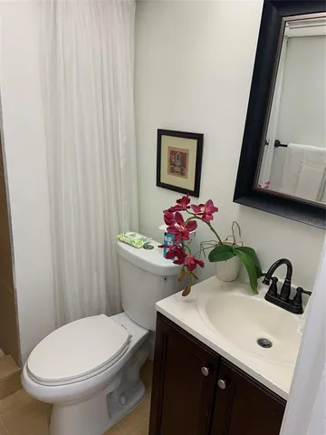$239,900 | 9273 Southwest 8th Street, Unit 206, Boca Raton, FL 33428