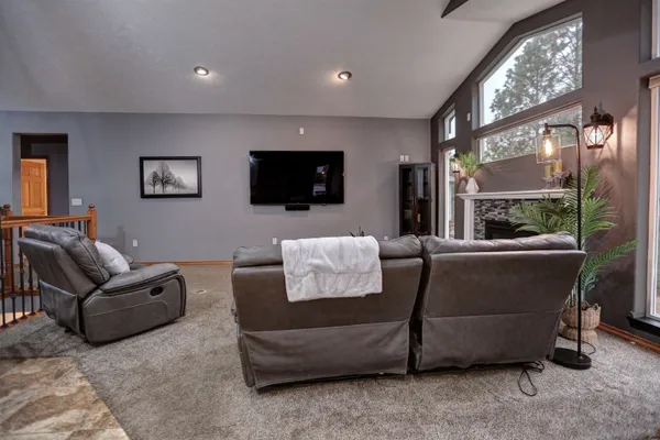 $670,000 | 5805 North Hermosa Circle, Otis Orchards, WA 99027