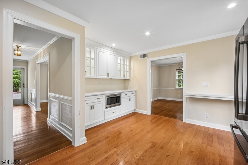 11 Wordsworth Road Short Hills, NJ 07078 - Photo 6 of 44