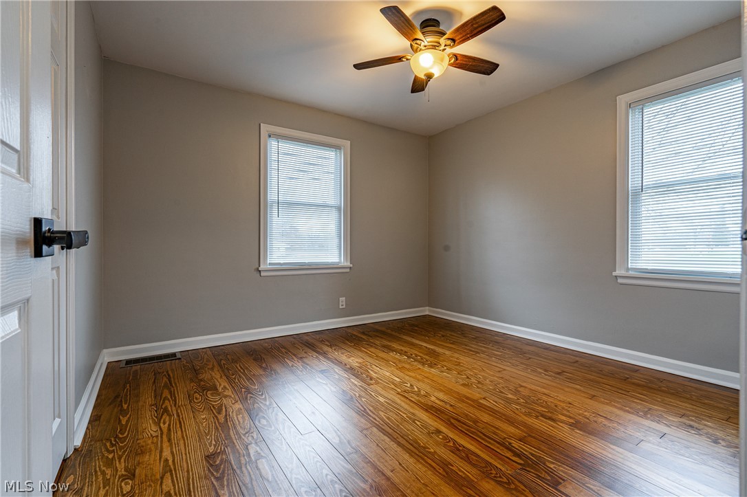 6898 Navarre Road Southwest Massillon, OH 44646 - Photo 12 of 21 Bedroom 1