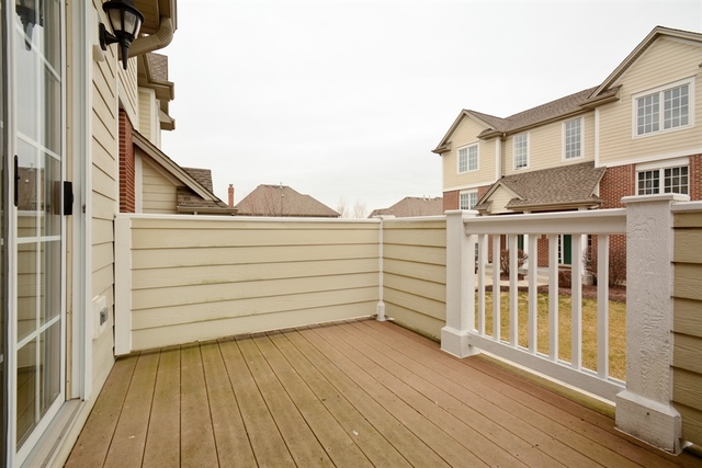 15652 Scotsglen Road Orland Park, IL 60462 - Photo 14 of 15 a view of a house with a deck