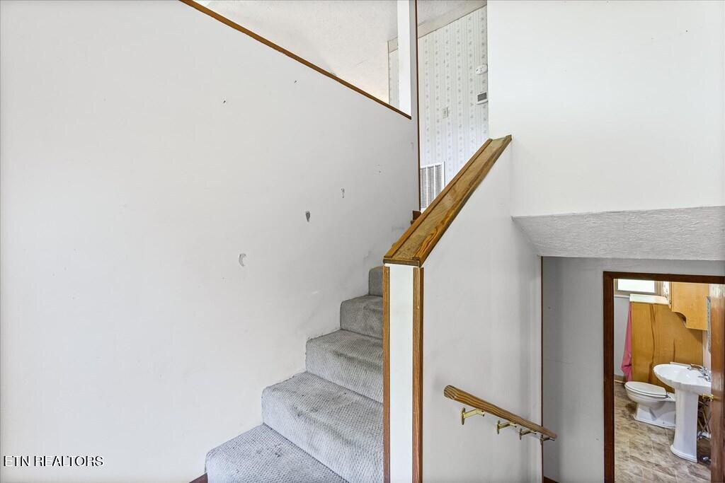 773 Dunbar Road Crossville, TN 38572 - Photo 8 of 38 238684_1