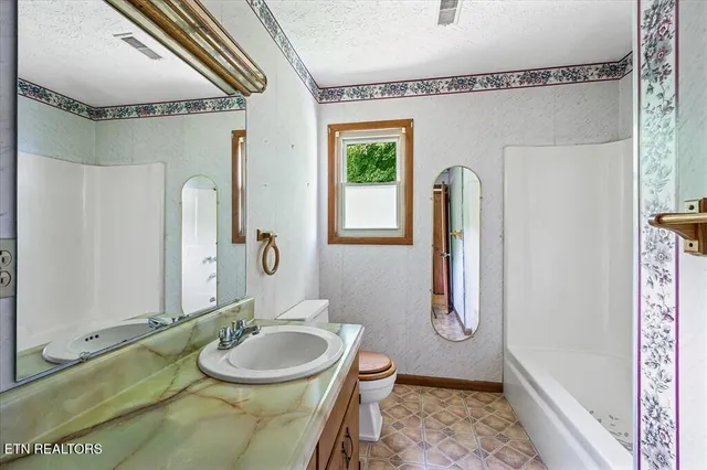 $245,000 | 773 Dunbar Road, Crossville, TN 38572