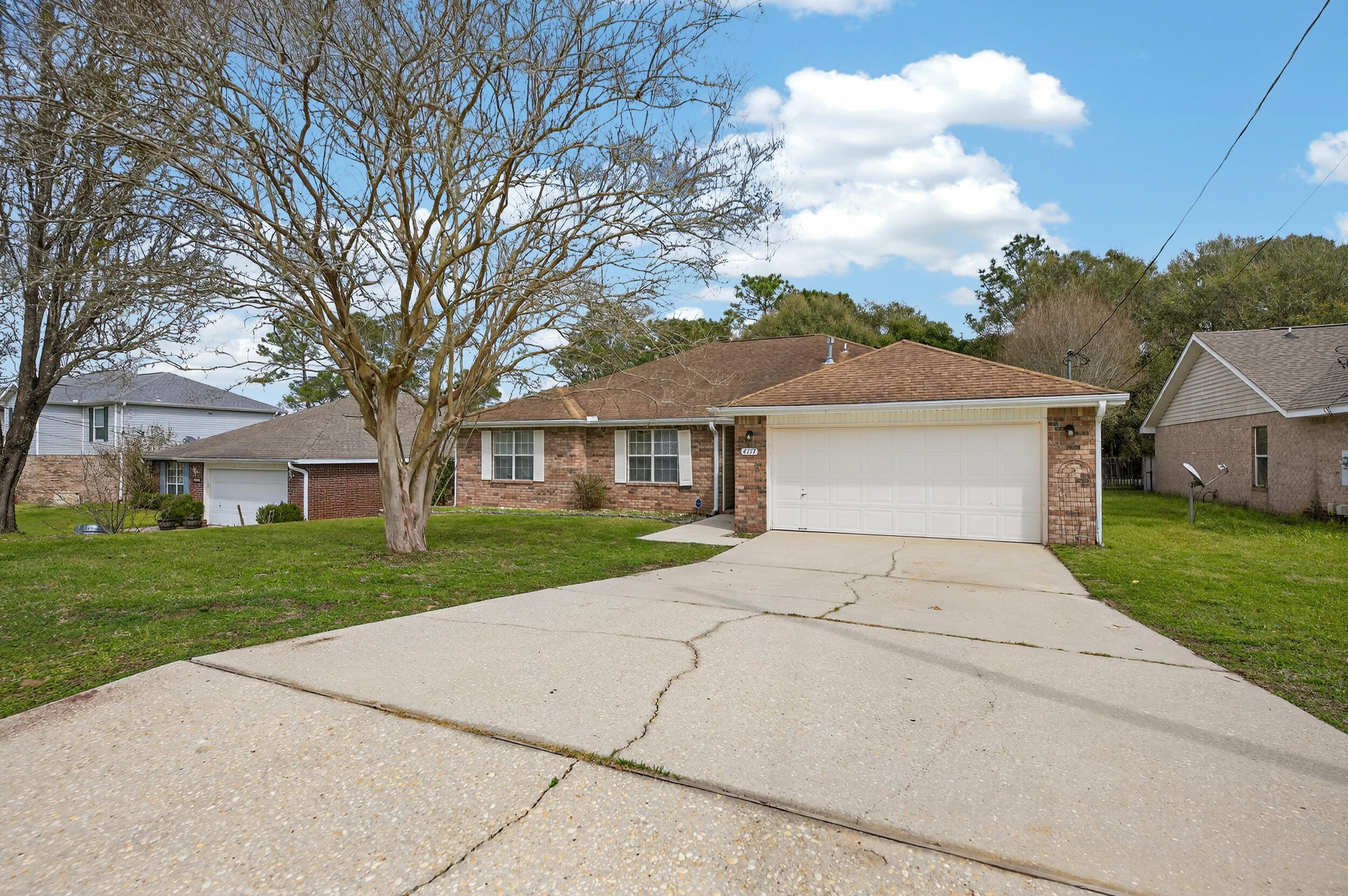4717 Whitewater Lane Crestview, FL 32539 - Photo 3 of 55 front view of a house with a yard