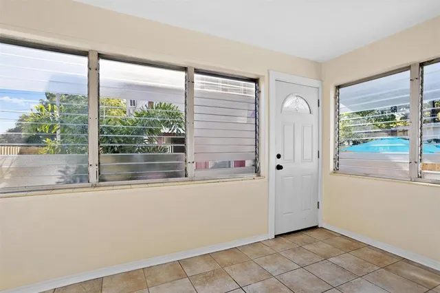 $2,100 | 3452 9th Avenue North, St. Petersburg, FL 33713