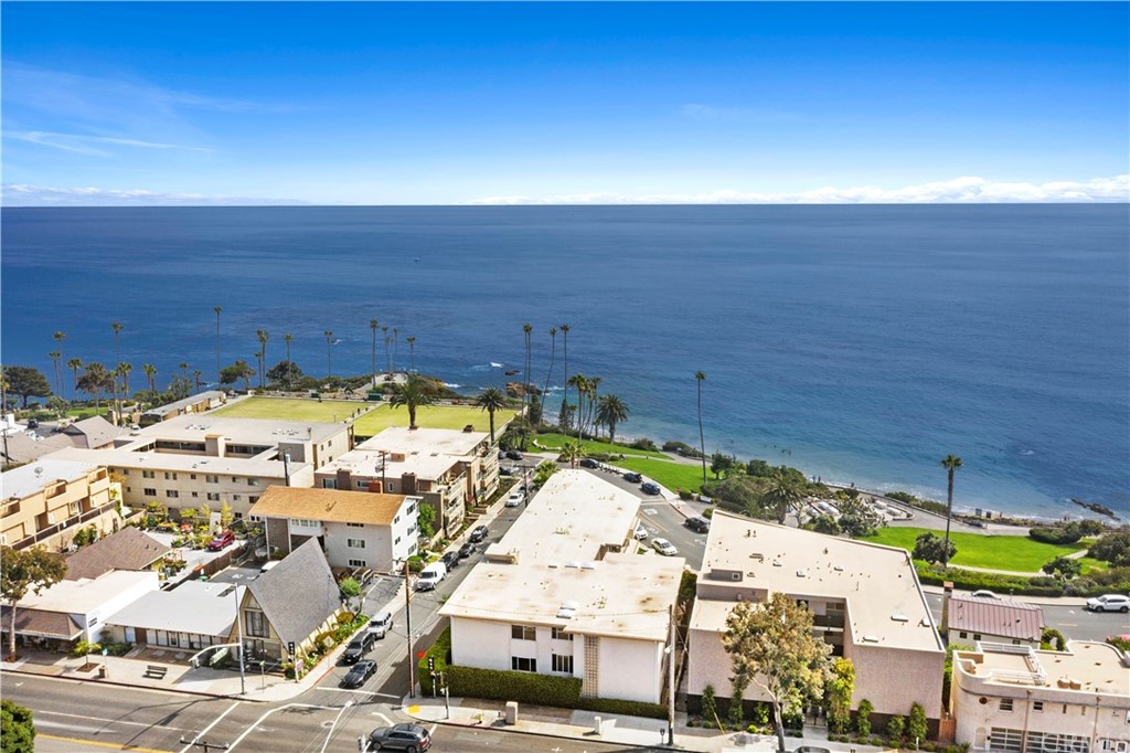 520 Cliff Drive, Unit 303 Laguna Beach, CA 92651 - Photo 44 of 46 view of an ocean