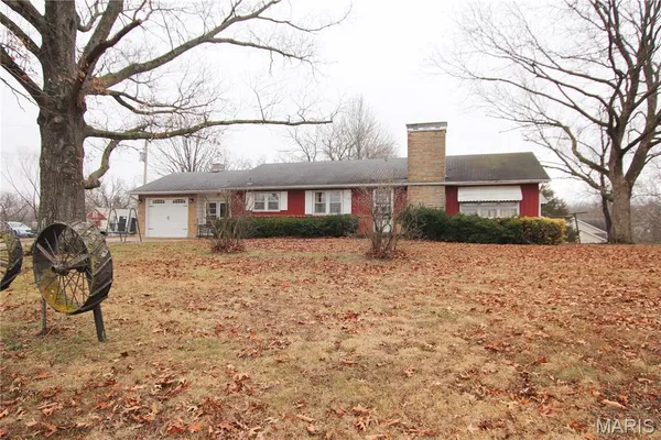 $184,000 | 286 East Springfield Road, Gerald, MO 63037