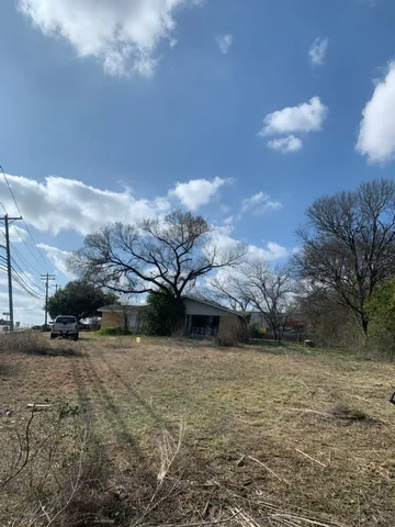 $1,300,000 | 4810 East Martin Luther King Jr Boulevard, Austin, TX 78721