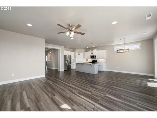 $389,000 | 317 Sage Street, Boardman, OR 97818