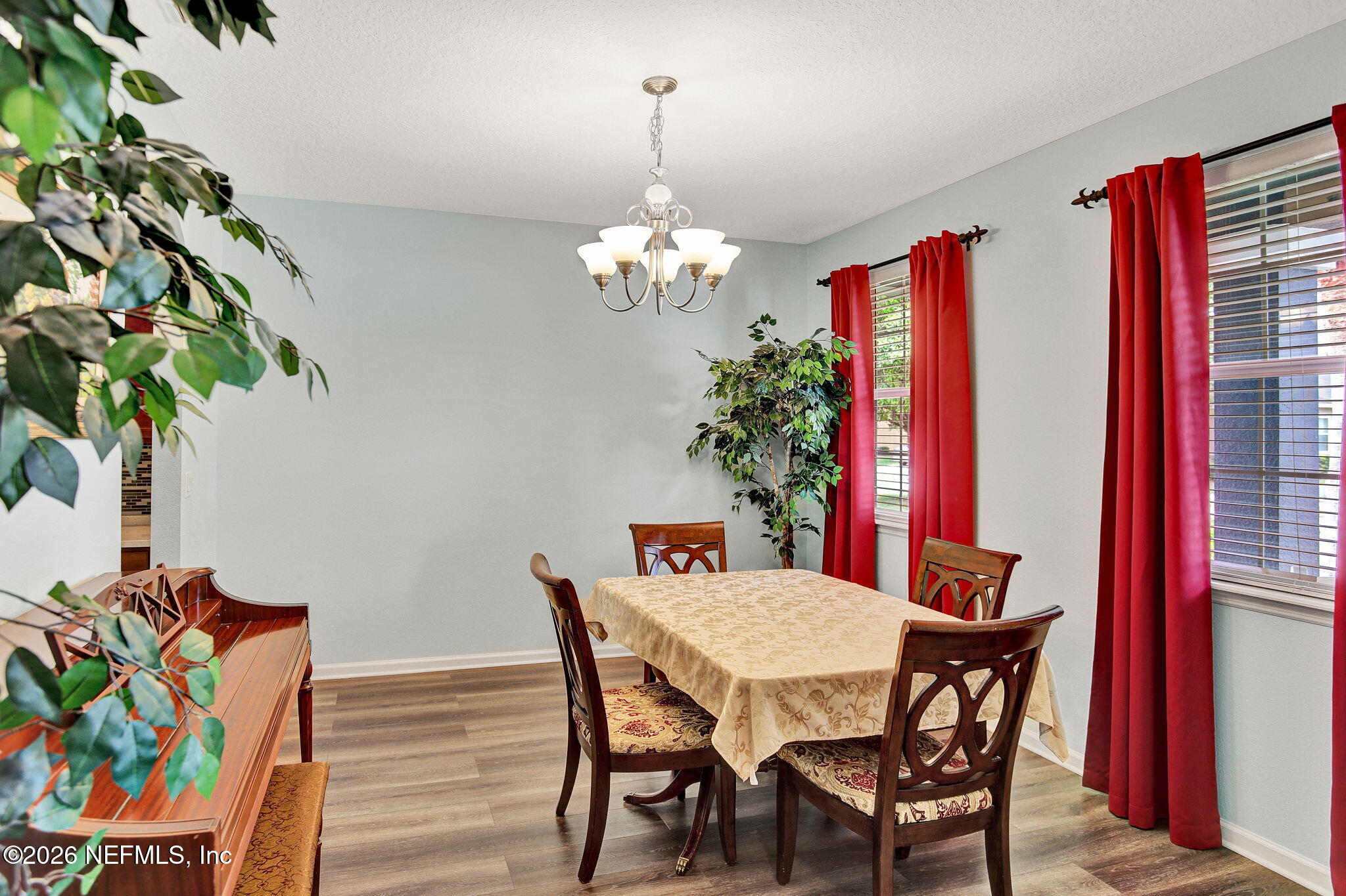 147 Breezy Point St. Augustine, FL 32092 - Photo 9 of 39 Dining Room