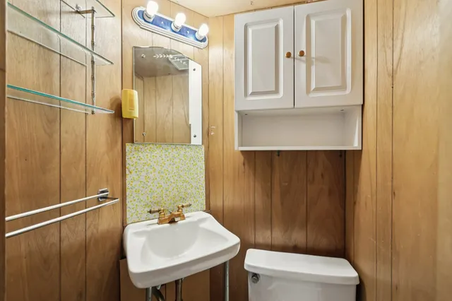 $289,900 | W7028 Highway 16, Pardeeville, WI 53954