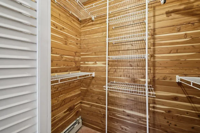 $289,900 | W7028 Highway 16, Pardeeville, WI 53954