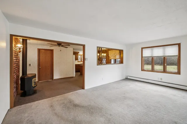 $289,900 | W7028 Highway 16, Pardeeville, WI 53954