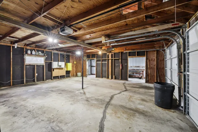 $289,900 | W7028 Highway 16, Pardeeville, WI 53954