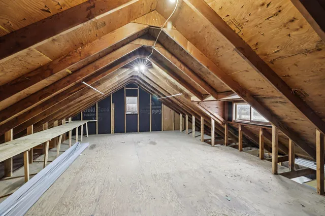 $289,900 | W7028 Highway 16, Pardeeville, WI 53954