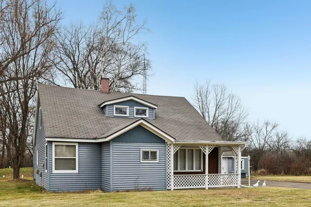 $289,900 | W7028 Highway 16, Pardeeville, WI 53954