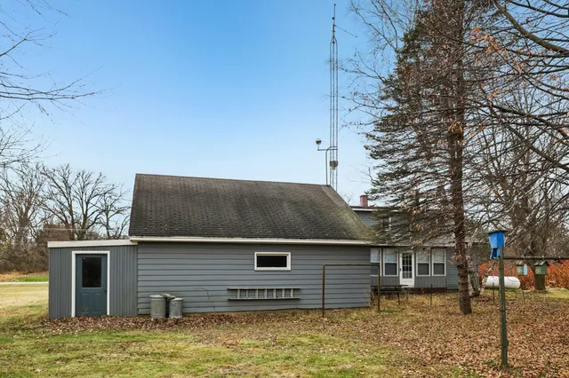 $289,900 | W7028 Highway 16, Pardeeville, WI 53954