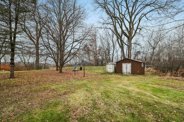 $289,900 | W7028 Highway 16, Pardeeville, WI 53954