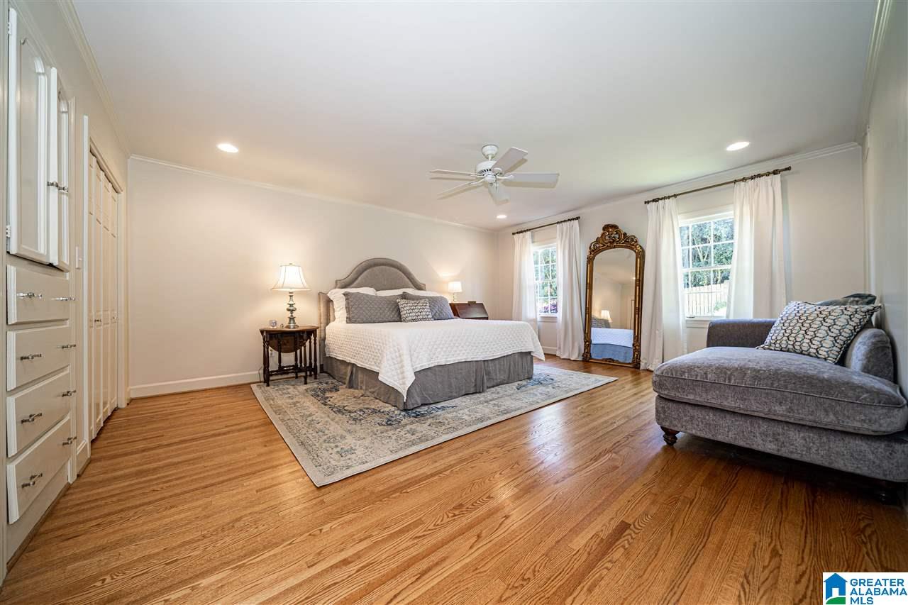2837 Overton Road Birmingham, AL 35243 - Photo 20 of 45