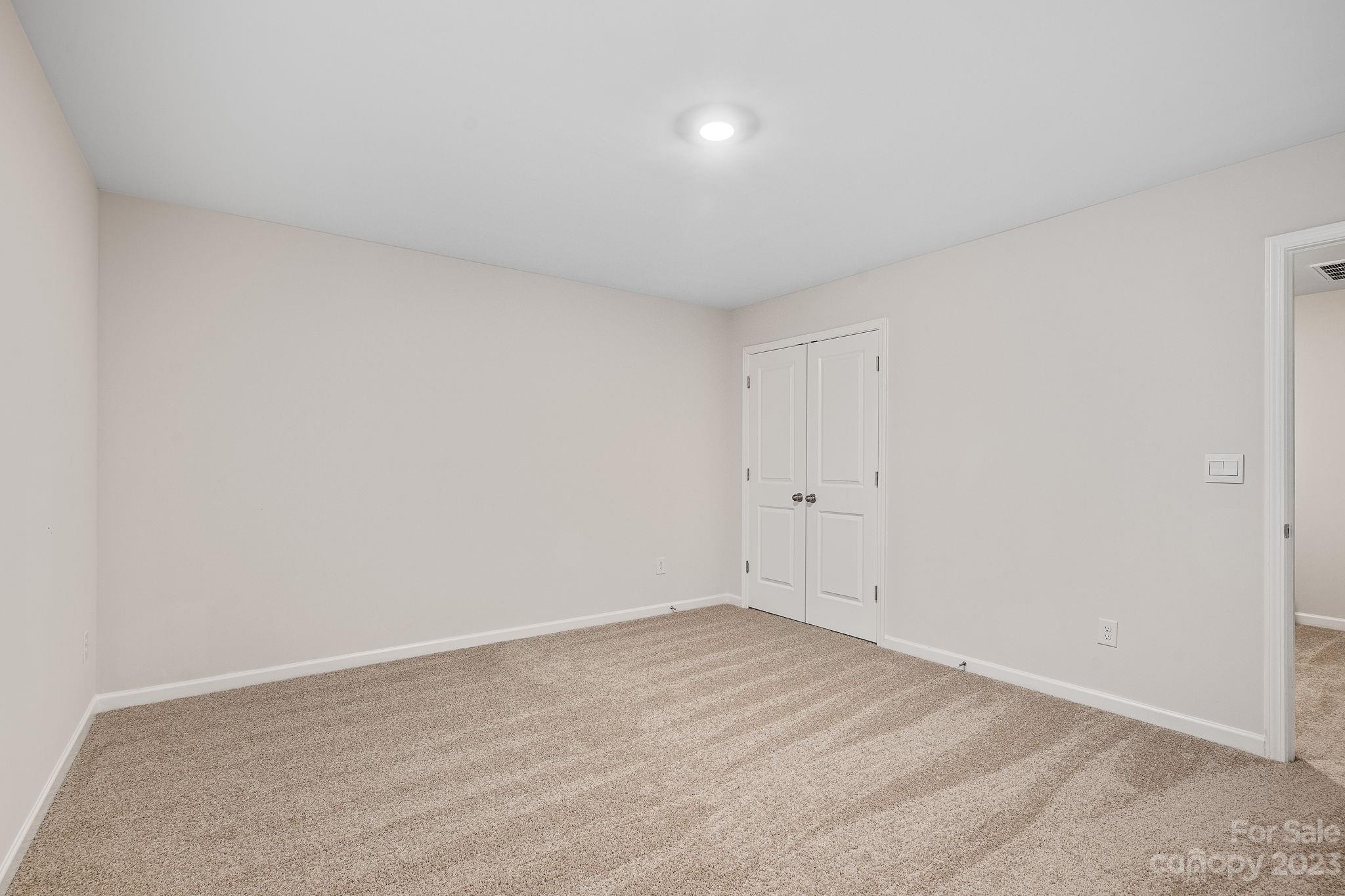 8044 Starnes Randall Road Charlotte, NC 28215 - Photo 13 of 28 Gallery Image 13