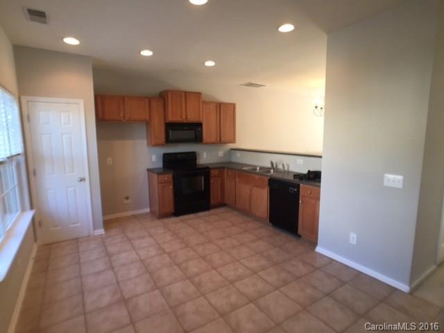 1295 Amber Ridge Road Northwest, Unit 1295 Concord, NC 28027 - Photo 3 of 24 Gallery Image 3