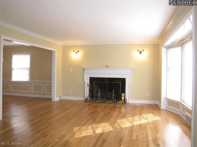 2729 Rochester Road Shaker Heights, OH 44122 - Photo 4 of 25 Gallery Image 4