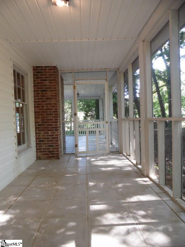 100 Walker Road Travelers Rest, SC 29690 - Photo 5 of 36 Gallery Image 5
