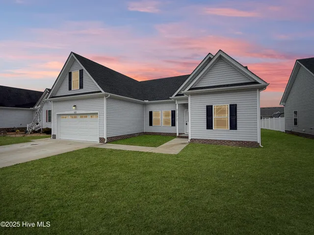 $359,900 | 522 Millbrooke Circle, Elizabeth City, NC 27909