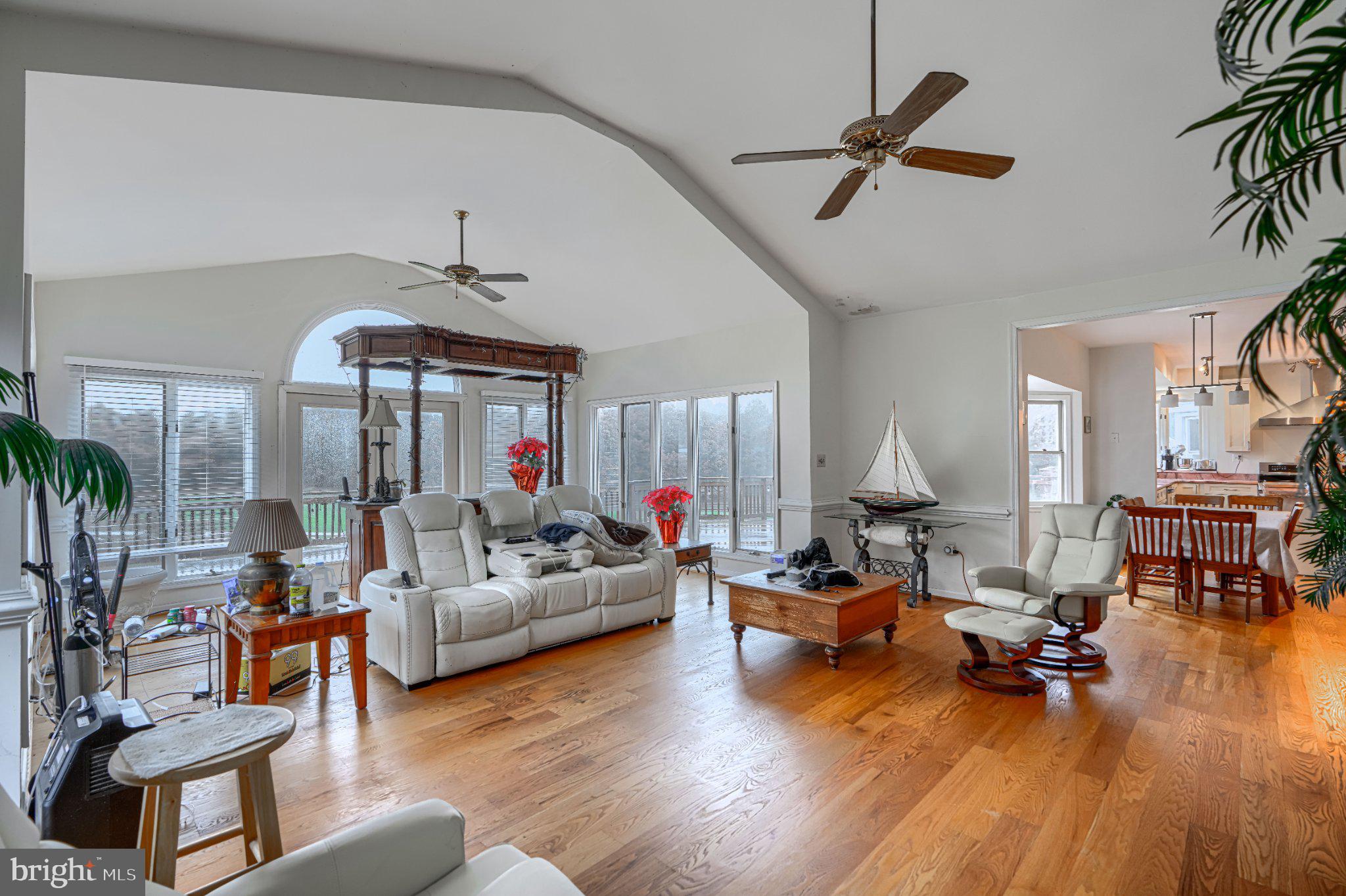 22909 Davis Mill Road Germantown, MD 20876 - Photo 16 of 54 Family Room (2 of 2)