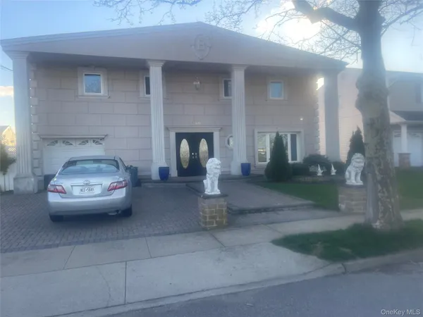 $1,150,000 | 3780 Greentree Drive, Oceanside, NY 11572