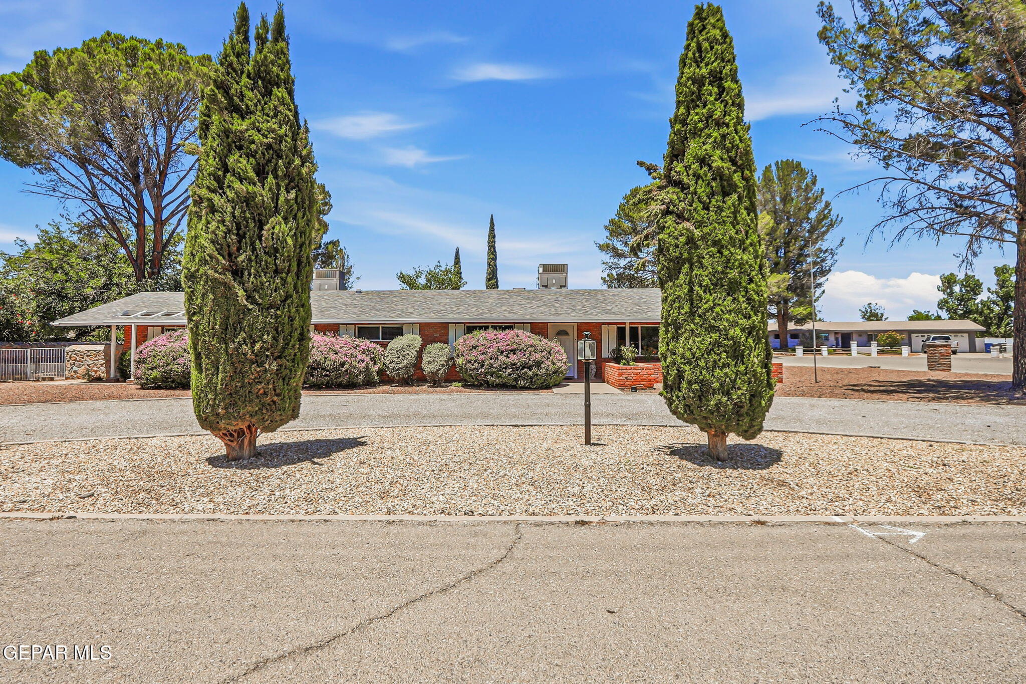5425 Rockwood Road El Paso, TX 79932 - Photo 3 of 58 56-web-or-mls-IMG_7752