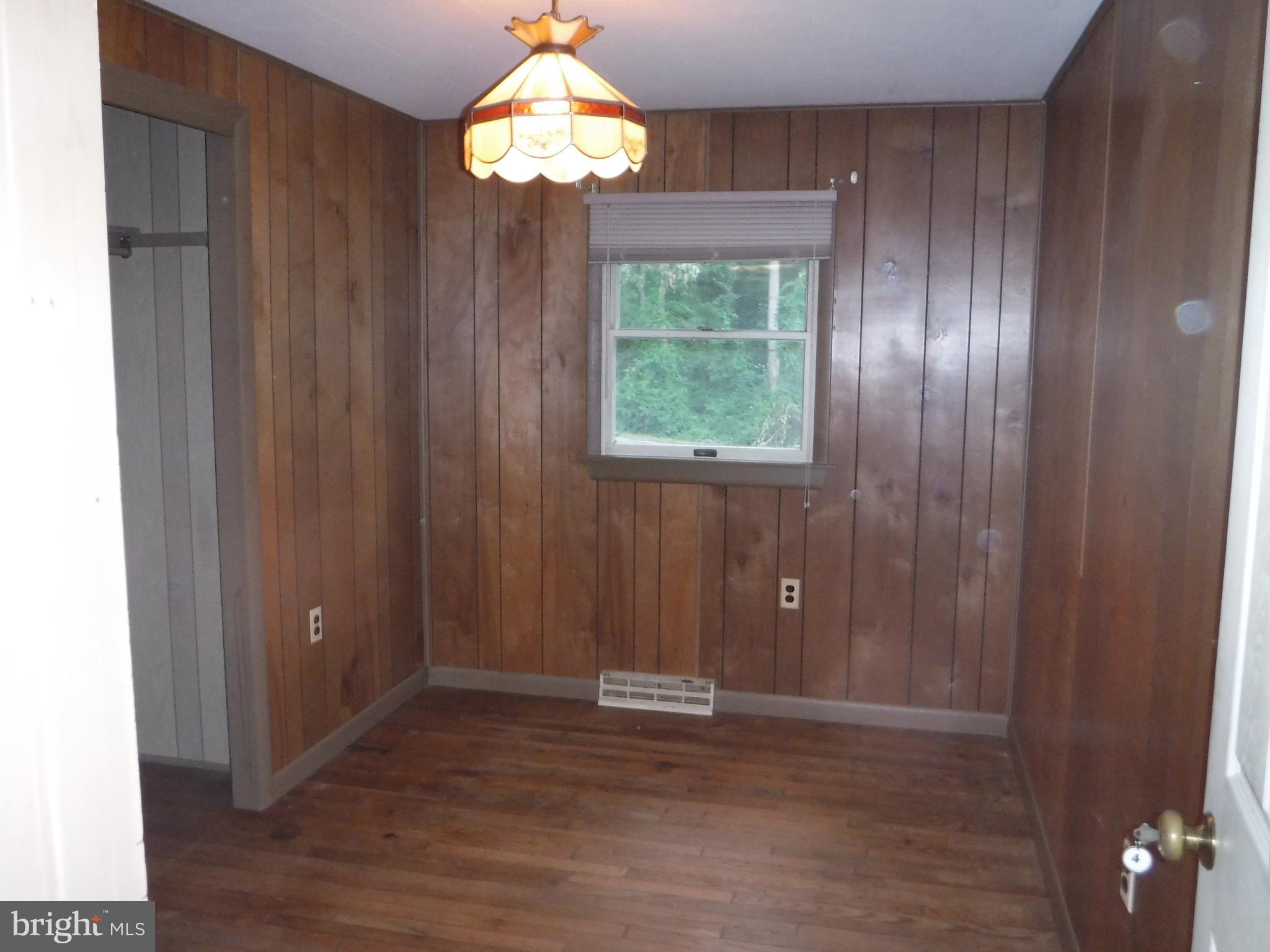 6950 Ridge Road Hanover, MD 21076 - Photo 16 of 29 Bedroom #1