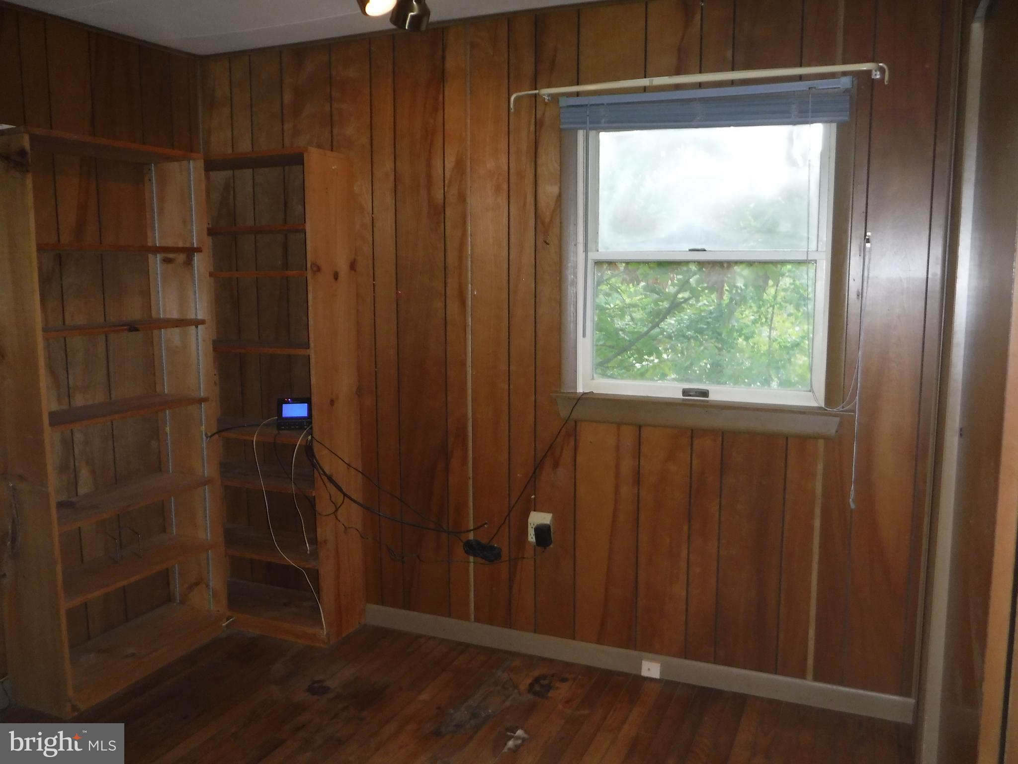 6950 Ridge Road Hanover, MD 21076 - Photo 19 of 29 Bedroom #3