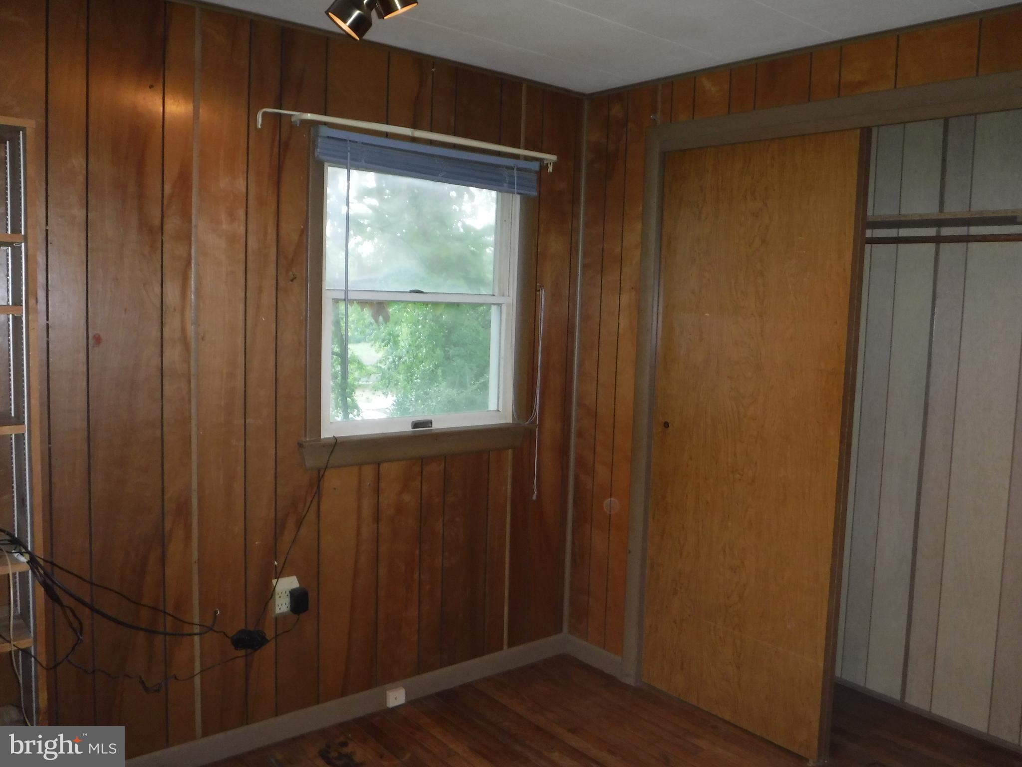 6950 Ridge Road Hanover, MD 21076 - Photo 20 of 29 Bedroom #3 Closet