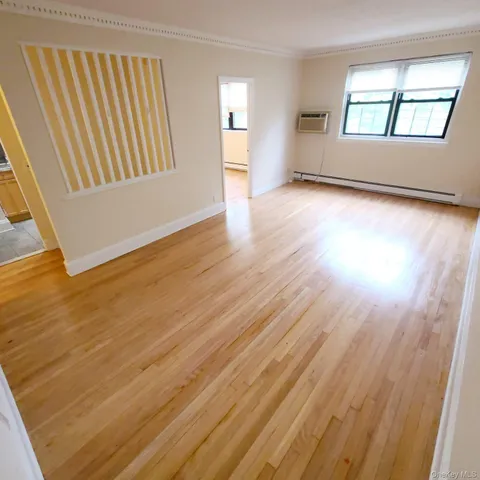 $3,750 | 72-38 Yellowstone Boulevard, Unit 2 | Rego Park