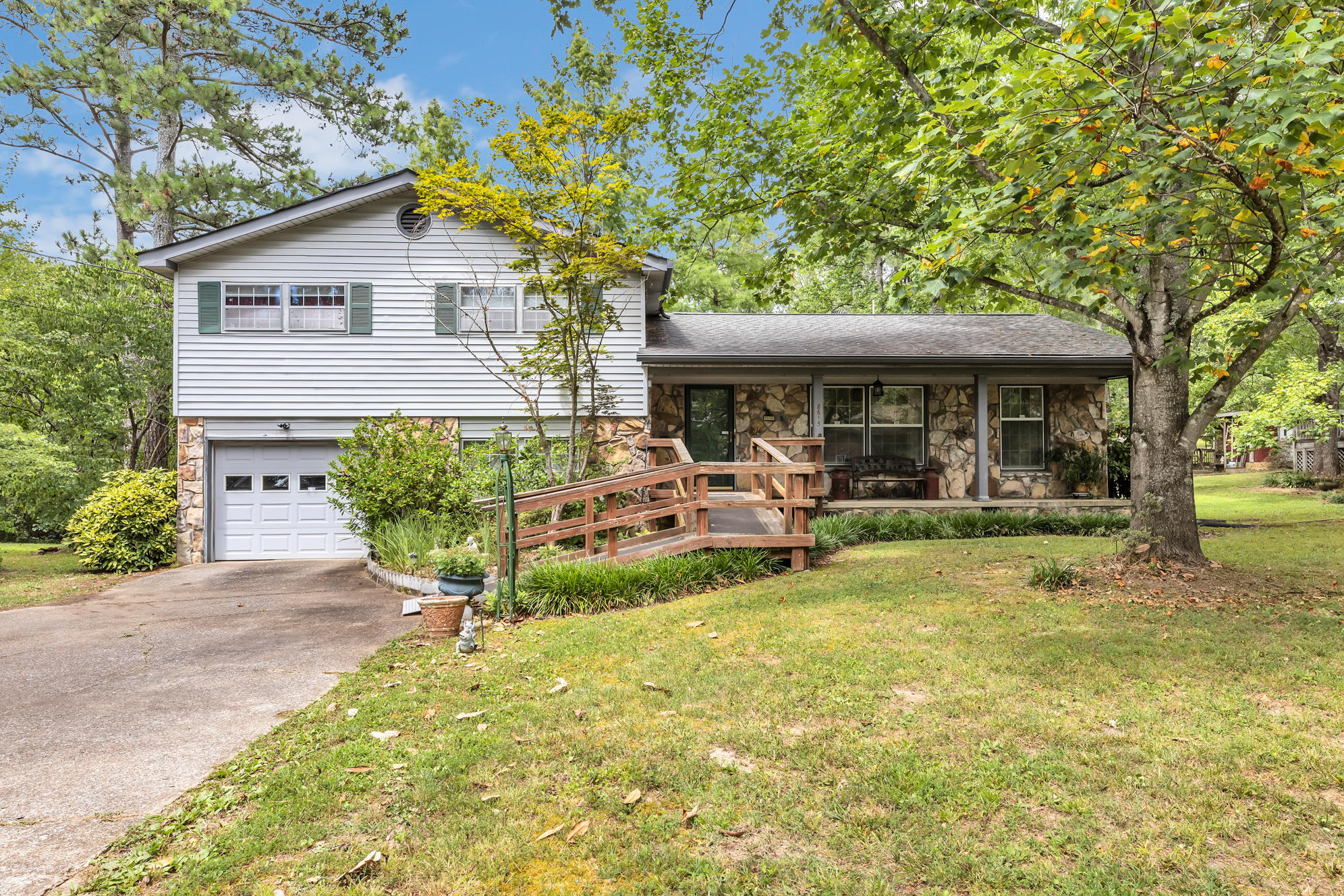 8615 Igou Gap Road Chattanooga, TN 37421 - Photo 1 of 28 ig3