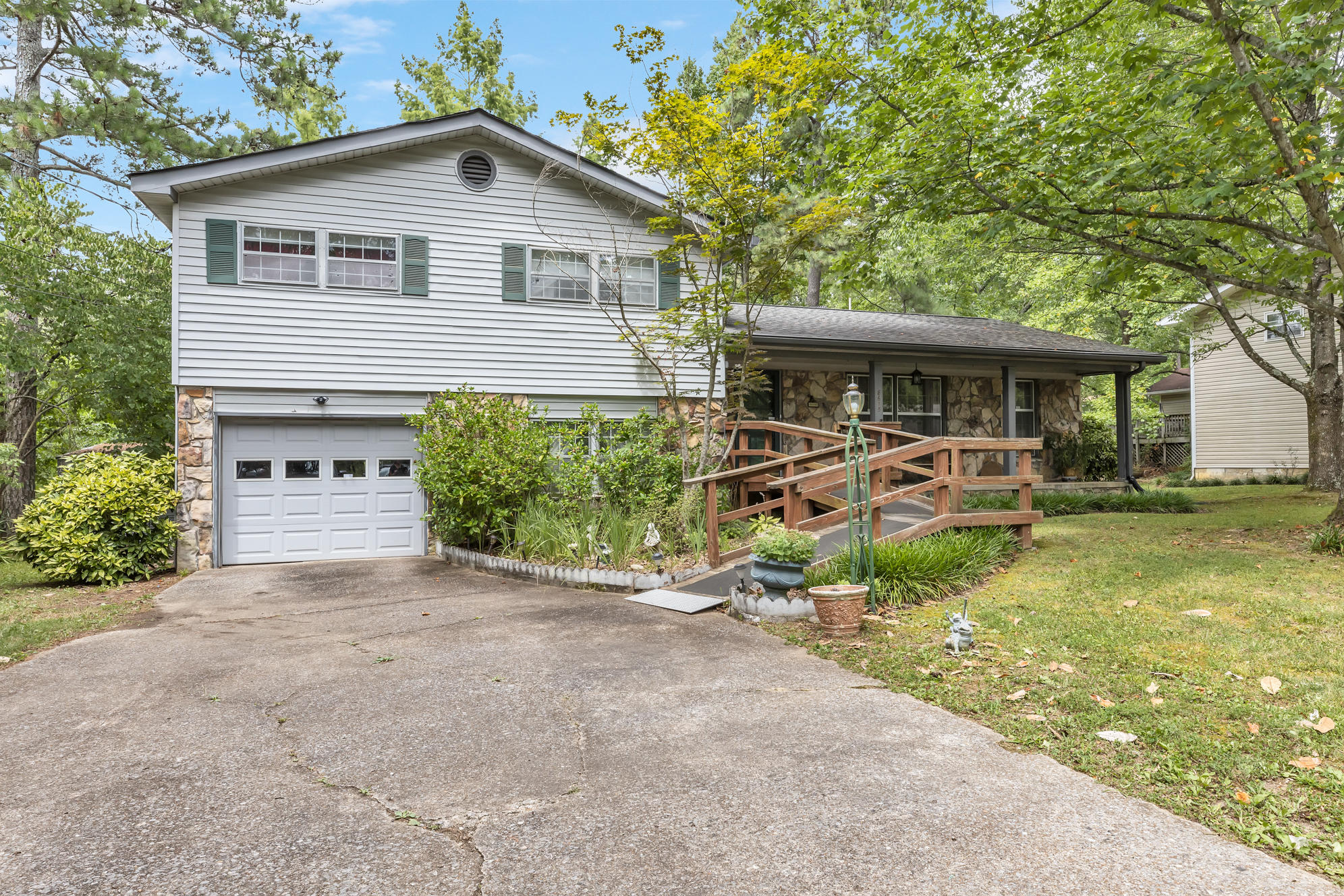 8615 Igou Gap Road Chattanooga, TN 37421 - Photo 2 of 28 ig1