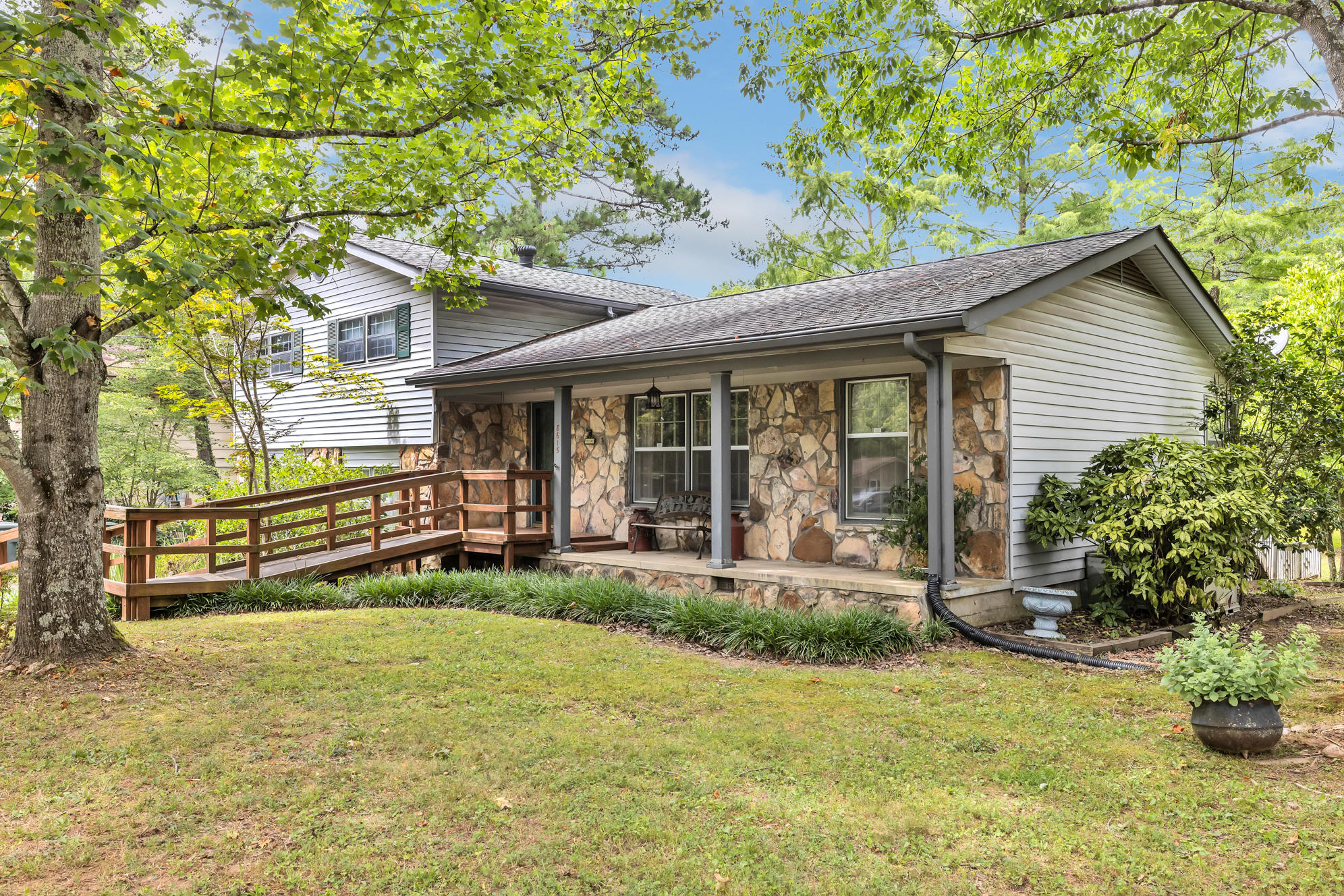 8615 Igou Gap Road Chattanooga, TN 37421 - Photo 3 of 28 ig4