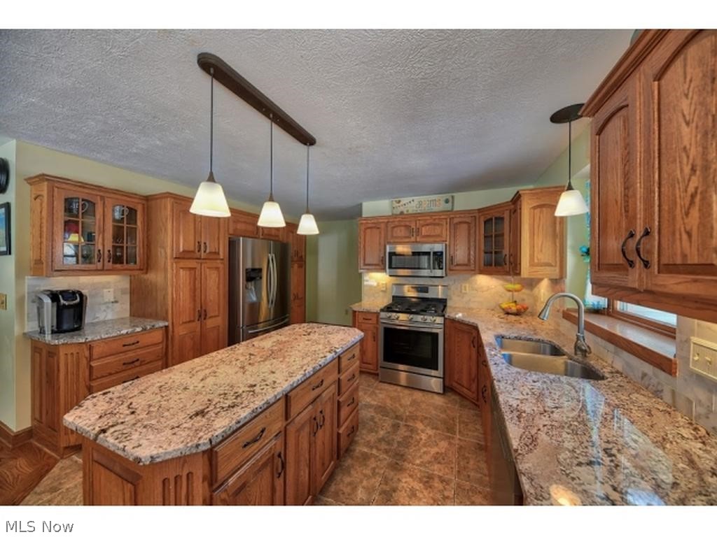 166 Valley View Road Doylestown, OH 44230 - Photo 7 of 34 Gallery Image 7
