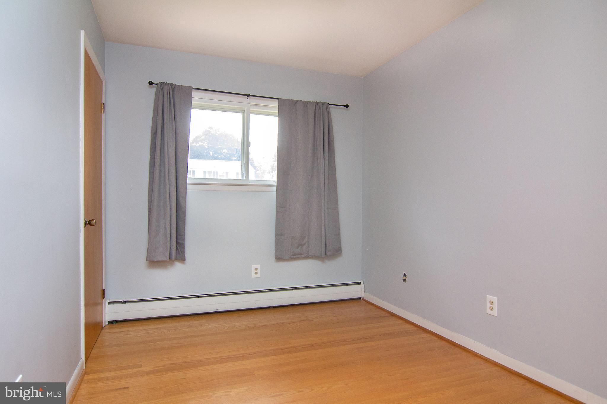 15 Greenvale Road Westminster, MD 21157 - Photo 20 of 36 Bedroom 4