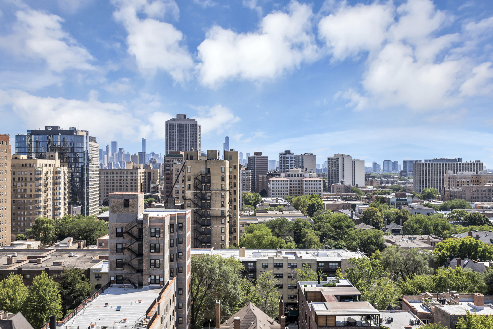 450 West Briar Place, Unit 13G Chicago, IL 60657 - Photo 30 of 34 a view of a city with tall buildings